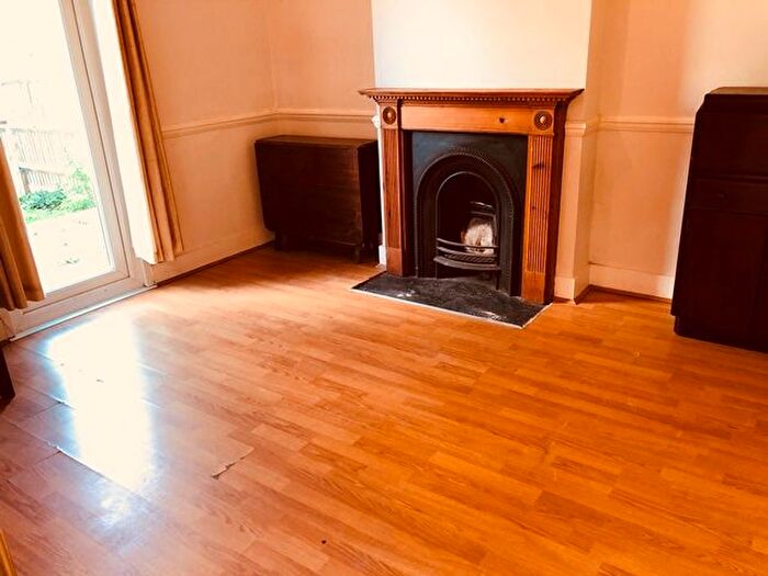 4 Bedroom Semi-Detached House To Rent In Trinity Road, East Finchley, N2