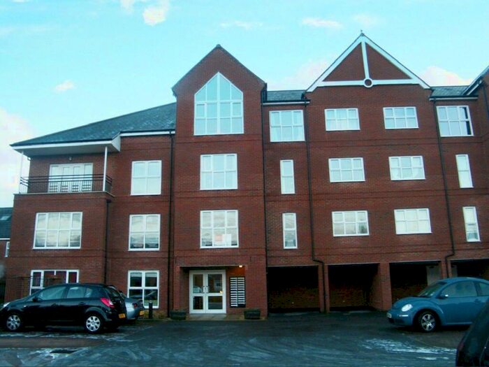 2 Bedroom Flat To Rent In Roundhaven, Durham, DH1