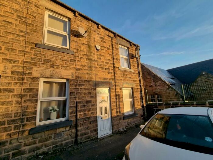 2 Bedroom House To Rent In St Barts Terrace, Barnsley, S70