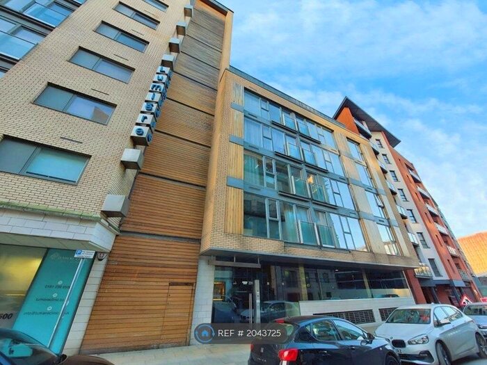 2 Bedroom Flat To Rent In Lumiere Building, Manchester, M15