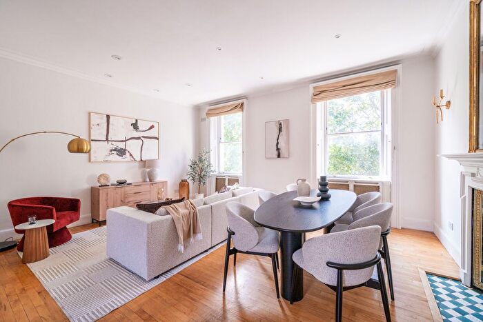 4 Bedroom Maisonette For Sale In St George's Square, London, SW1V