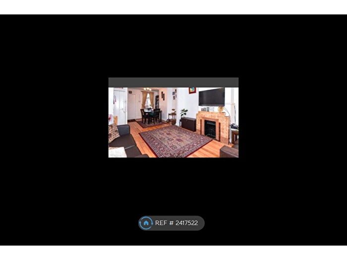 3 Bedroom Terraced House To Rent In Oxford Road, Reading, RG30