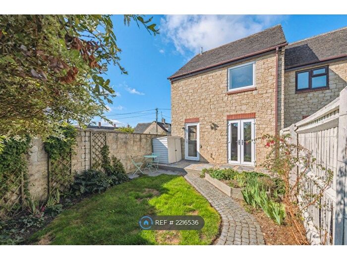 3 Bedroom Semi-Detached House To Rent In Station Road, Brize Norton, Carterton, OX18