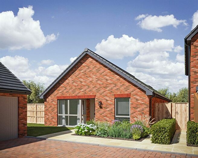 3 Bedroom Detached Bungalow For Sale In High Street, Worton, Devizes, SN10