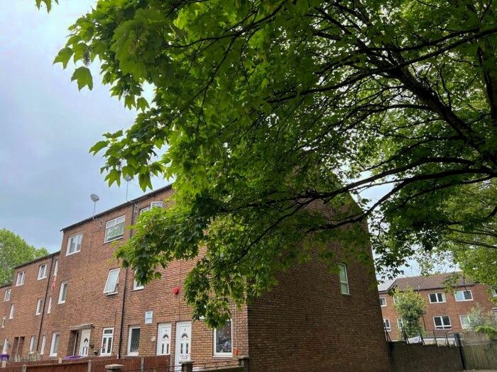 4 Bedroom Terraced House To Rent In Swanfield Street, London, E2