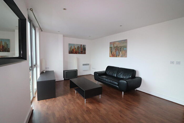 2 Bedroom Apartment To Rent In Navigation Street, Birmingham, Birmingham, B5