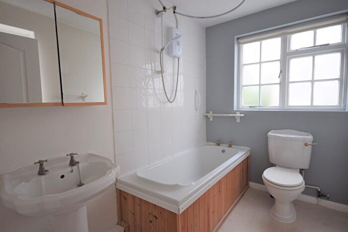 2 Bedroom Cottage To Rent In Mill Place, Chislehurst, BR7