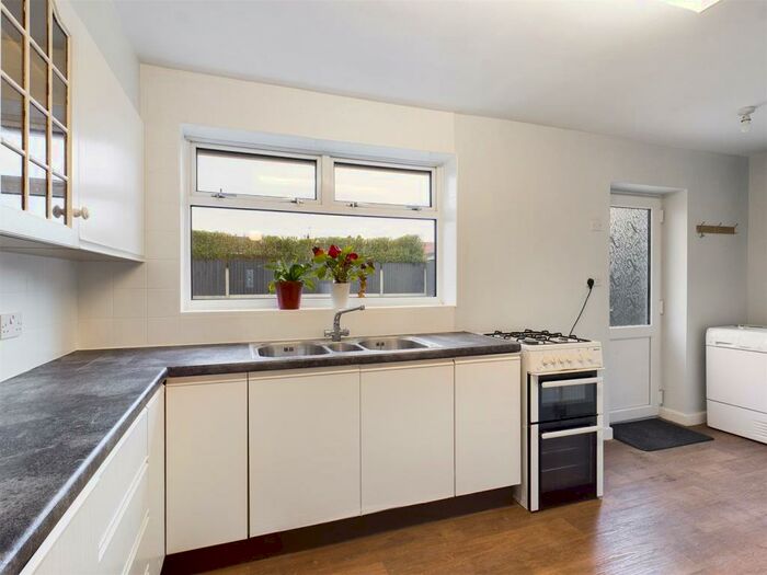 2 Bedroom Bungalow For Sale In Calder Avenue, Ormskirk, L39