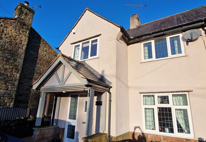 3 Bedroom Semi Detached House For Sale In Chesterfield Road, Matlock, DE4