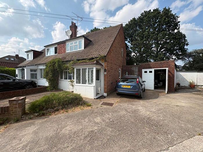 3 Bedroom Semi-Detached House For Sale In Oakbank, Hutton, Brentwood, Essex, CM13