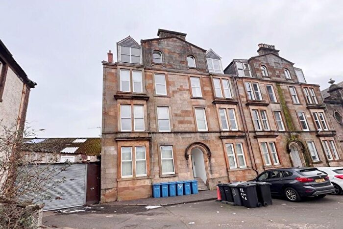 2 Bedroom Flat For Sale In , George Square, Flat -, Greenock, PA15