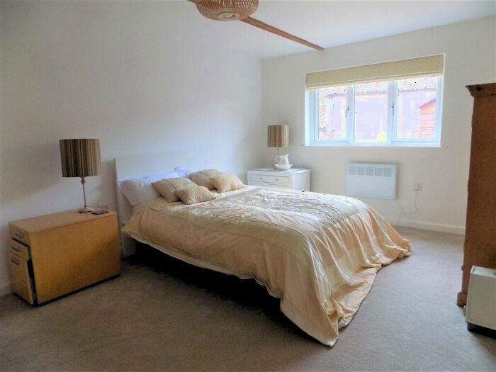 2 Bedroom Barn Conversion For Sale In Main Road, Hawksworth, Nottingham, NG13