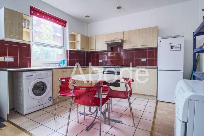 4 Bedroom Property To Rent In Harold Grove, Leeds, West Yorkshire, LS6