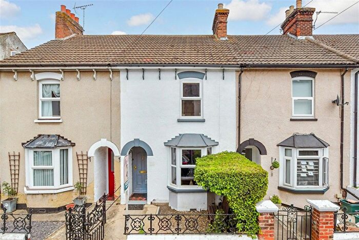 2 Bedroom Terraced House For Sale In Bramley Road, Snodland, Kent, ME6