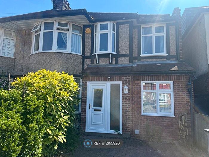 6 Bedroom Semi-Detached House To Rent In Grenville Gardens, Woodford, IG8