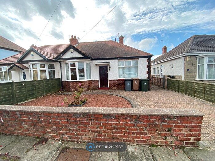 3 Bedroom Bungalow To Rent In Monks Road, Whitley Bay, NE25