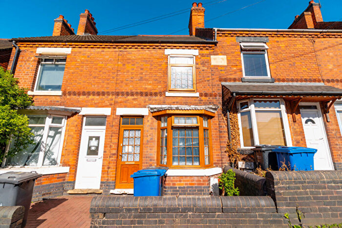 5 Bedroom Terraced House For Sale In Tamworth Road, Two Gates, Tamworth, Staffordshire, B77