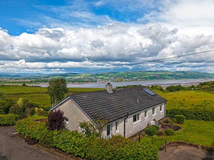 3 Bedroom Detached House For Sale In Old Greenock Road, Langbank, PA14