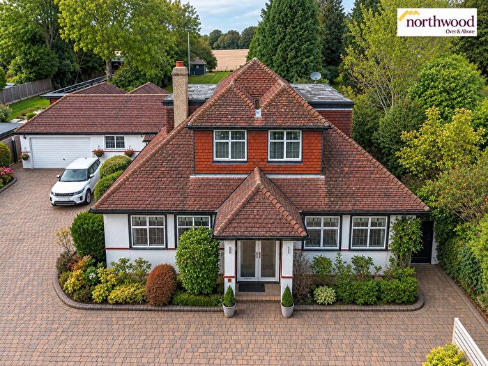 4 Bedroom Detached Bungalow For Sale In Abbots Road, Abbots Langley, WD5