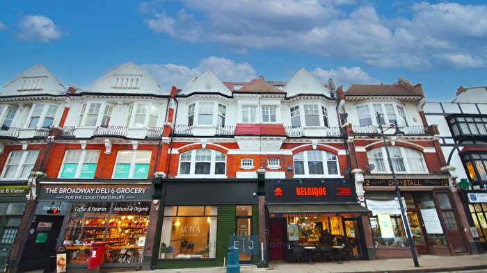 2 Bedroom Apartment To Rent In The Broadway, Woodford Green, IG8