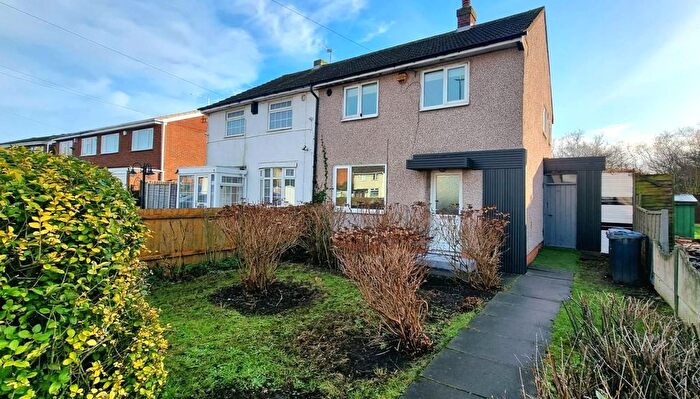 3 Bedroom Semi-Detached House To Rent In Brook Meadow Road, Birmingham, B34