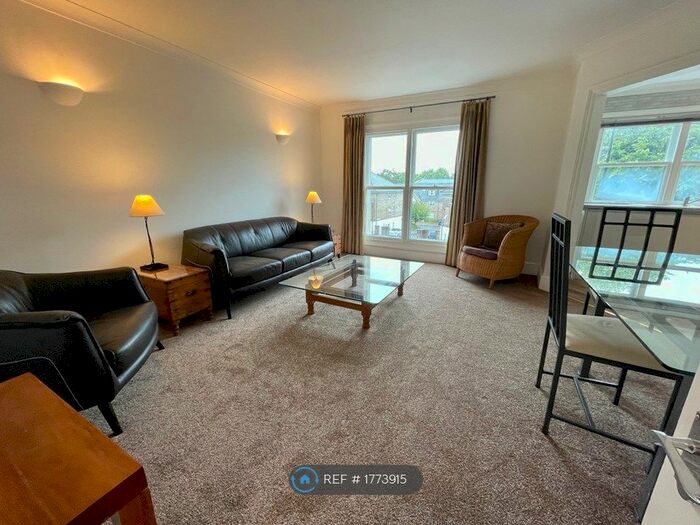 1 Bedroom Flat To Rent In Kendal Place, London, SW15