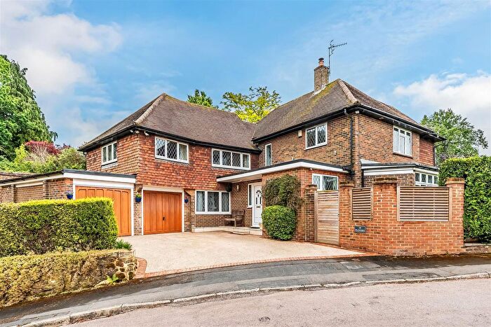 6 Bedroom Detached House For Sale In Sylvan Close, Limpsfield, Oxted, RH8
