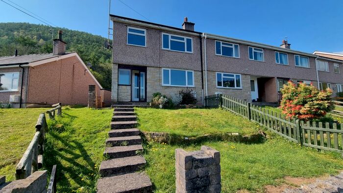 3 Bedroom Semi-Detached House To Rent In Bro Geirionydd, Trefriw, LL27