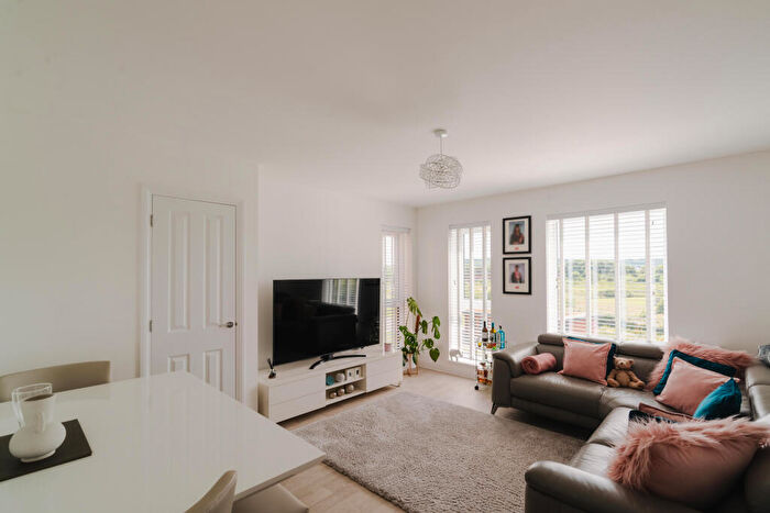 2 Bedroom Flat For Sale In Manning Road, Filwood Park, Bristol, BS4