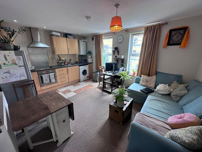 1 Bedroom Flat To Rent In Brighton Street, St Pauls, Bristol, BS2
