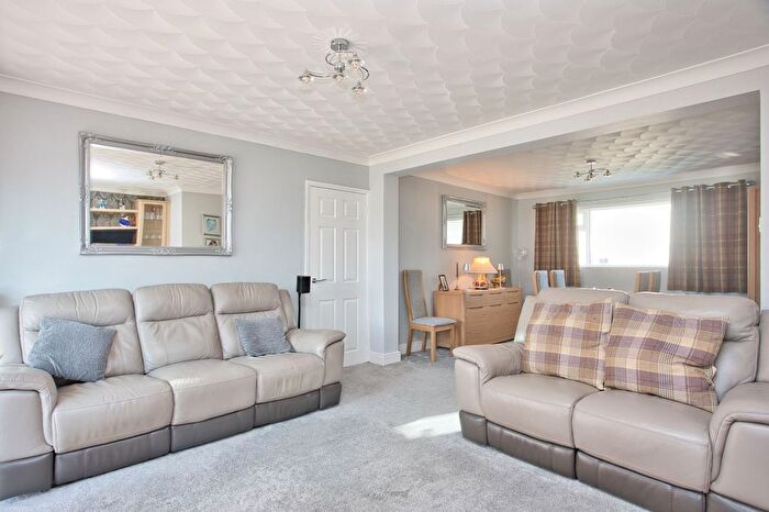 3 Bedroom Detached Bungalow For Sale In Vicarage Lane, Sholden, CT14