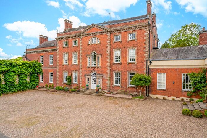 2 Bedroom Flat For Sale In Wolverley Village, Wolverley, DY11