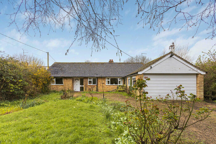 4 Bedroom Detached Bungalow For Sale In Manor Road, Towersey, OX9
