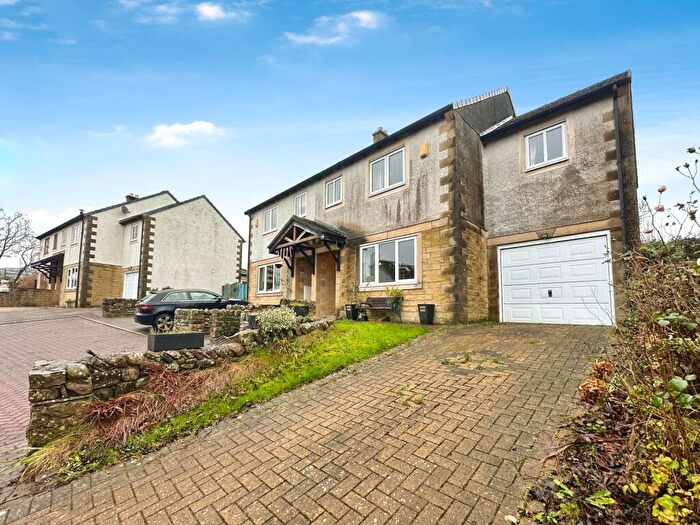 4 Bedroom Semi-Detached House For Sale In Springfield Gardens, Nether Kellet, LA6