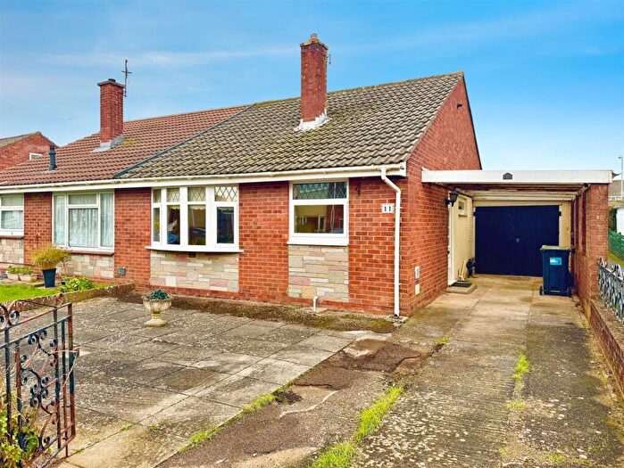 2 Bedroom Semi-Detached Bungalow For Sale In Fitzwalter Road, Caldicot, NP26
