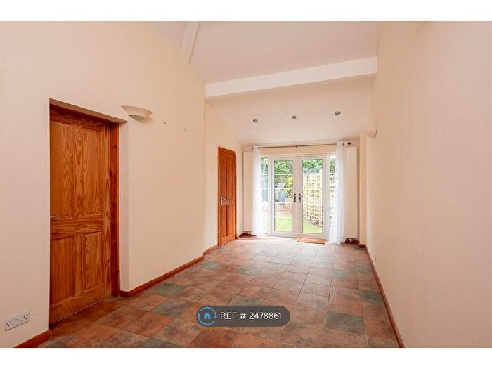 1 Bedroom Flat To Rent In Askham Bryan, York, YO23