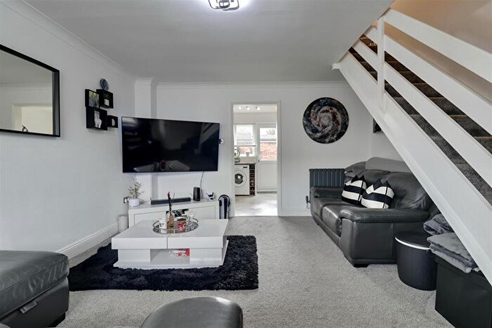 2 Bedroom Terraced House For Sale In Butterfly Drive, Paulsgrove, PO6