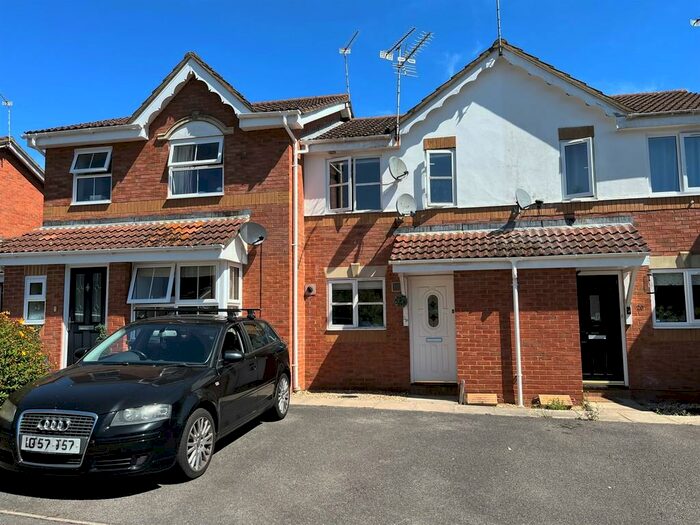 2 Bedroom Terraced House To Rent In Tomkyns Close, Chandler's Ford, SO53