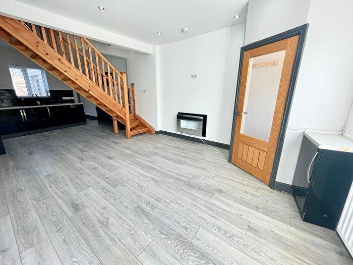 2 Bedroom Property To Rent In North Road, Darlington, DL1