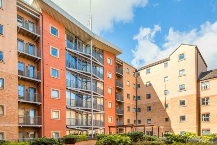 2 Bedroom Flat To Rent In Kentmere Drive, Doncaster, South Yorkshire, DN4