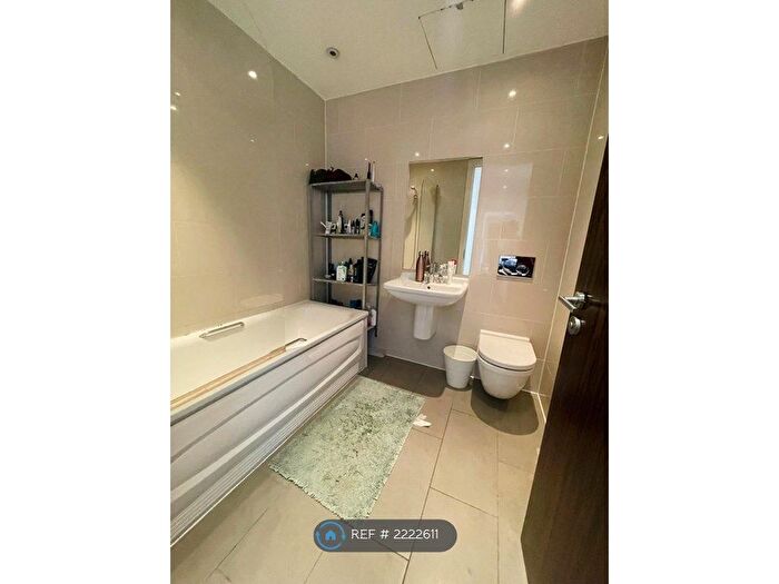 4 Bedroom Flat To Rent In Scrutton Street, London, EC2A