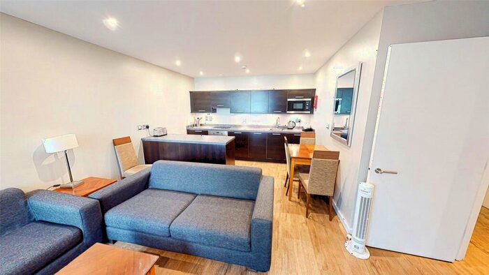 2 Bedroom Apartment To Rent In Icon Building, Shudehill, Manchester, M4