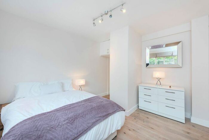 Studio To Rent In Elystan Place, Chelsea, London, SW3