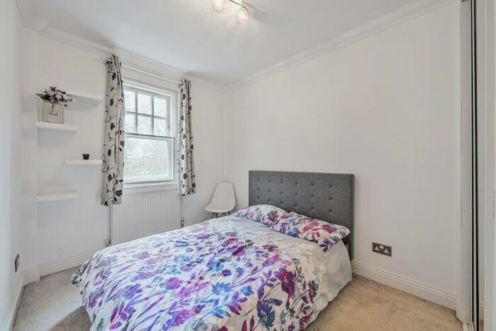 2 Bedroom Apartment To Rent In Exeter Road London, NW2