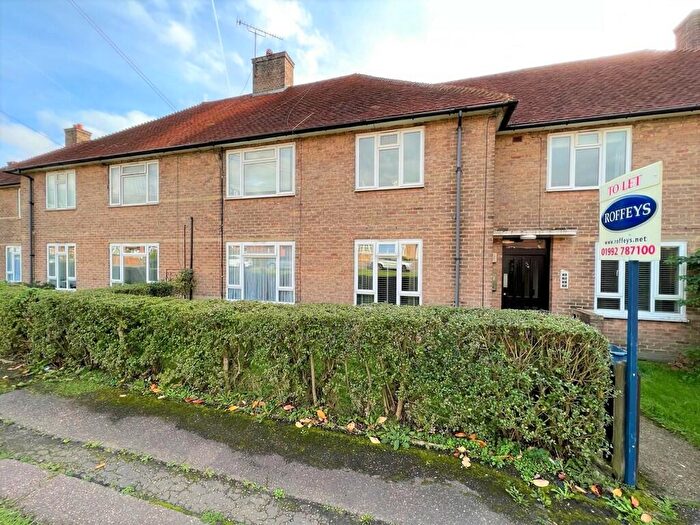 1 Bedroom Maisonette To Rent In Lushes Road, Loughton, IG10