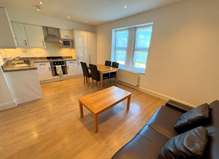 1 Bedroom Flat To Rent In High Road, North Finchley, N12