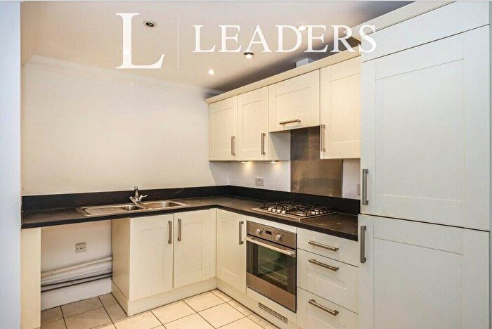 1 Bedroom Flat To Rent In Baffins Court, St. Pirans Avenue, PO3