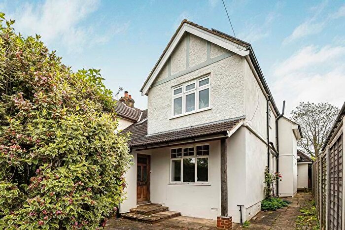 3 Bedroom Semi-Detached House For Sale In Hale Pit Road, Great Bookham, Bookham, Leatherhead, KT23