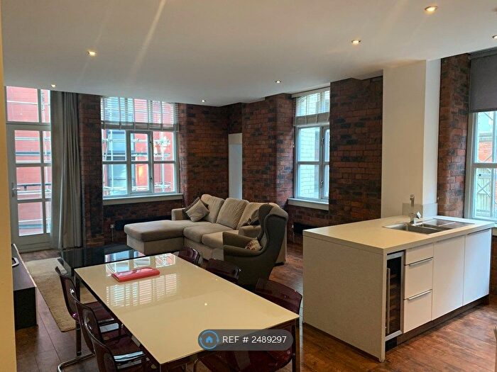 3 Bedroom Flat To Rent In Cotton Street, Manchester, M4