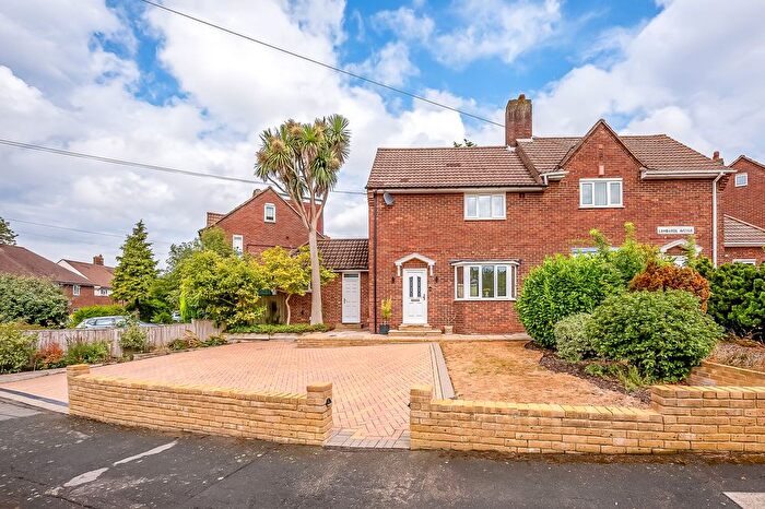 2 Bedroom Semi-Detached House For Sale In Lambarde Avenue, London, SE9